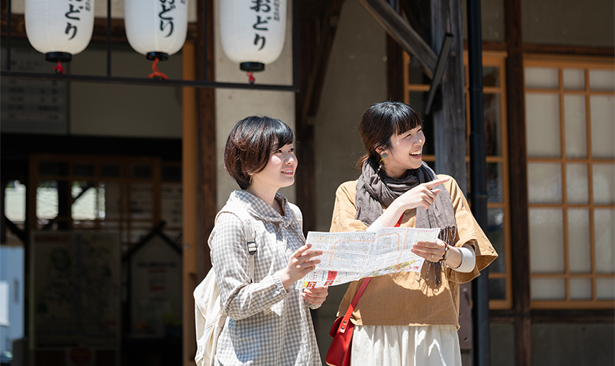 <C_001>Hachiman Castle Town Trip 1 Find the nostalgic side of Gujo Hachiman