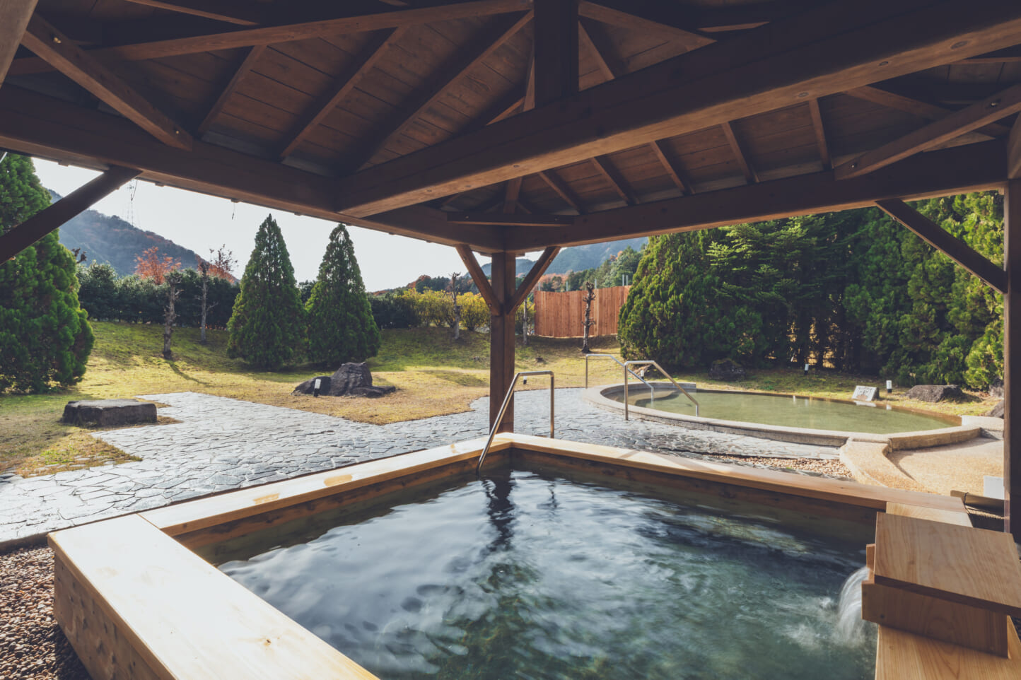 子宝温泉 円空の湯 スライダー画像2