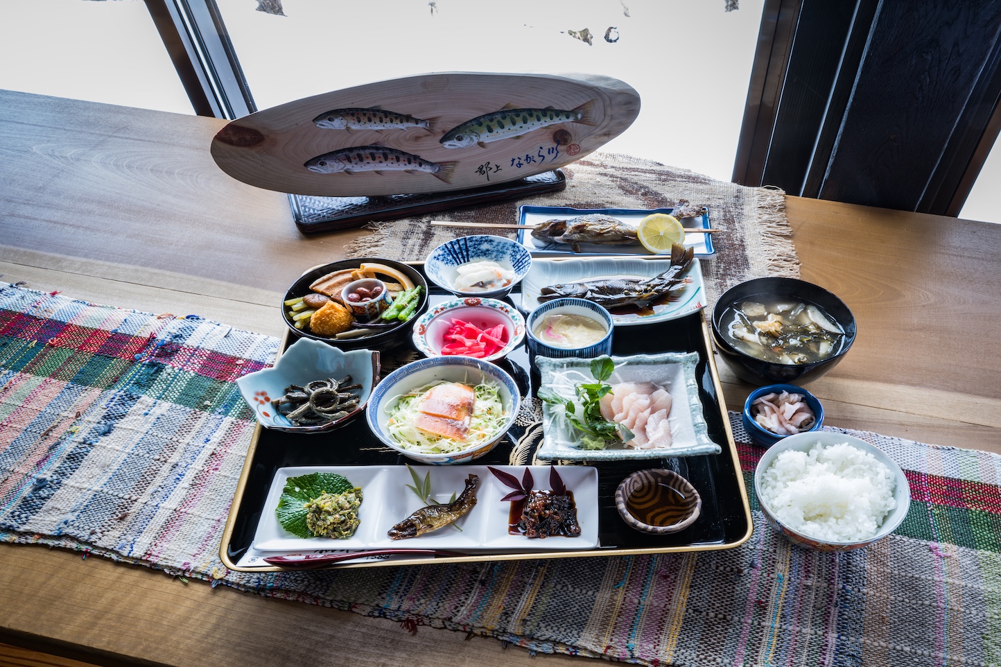 郷土料理 栃洞屋 スライダー画像1