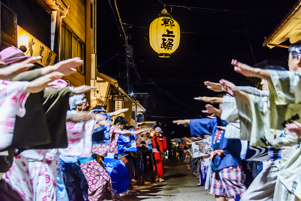 Gujo Odori Dance Festival on over 30 nights!4