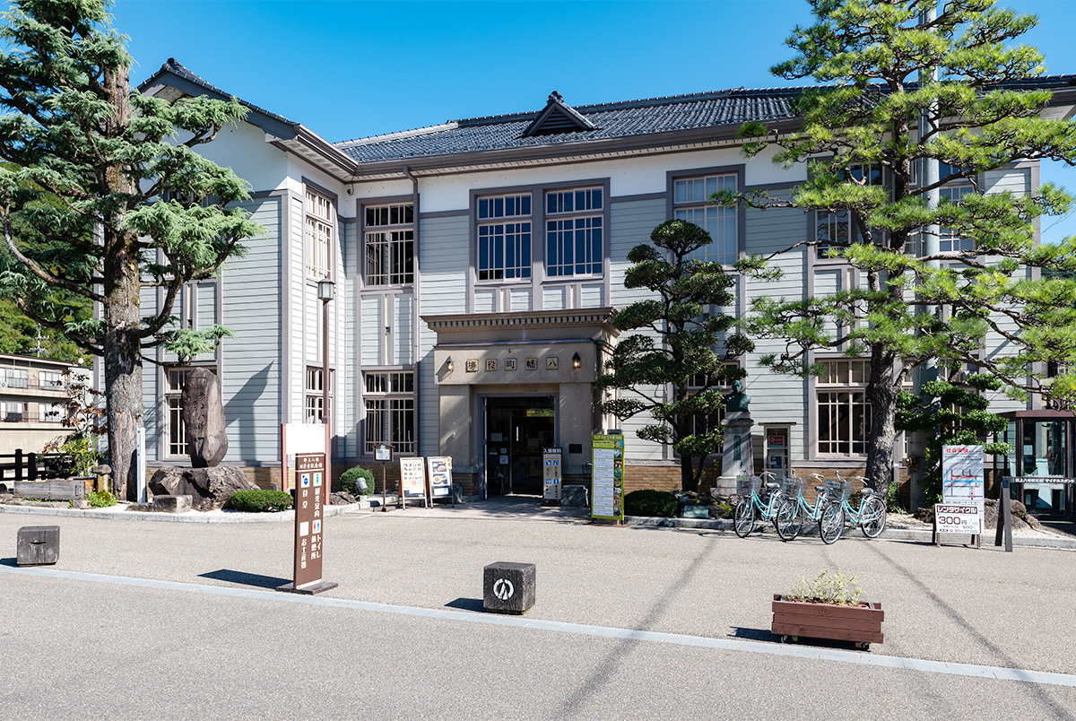 Former Hachiman Government Building Memorial Hall1