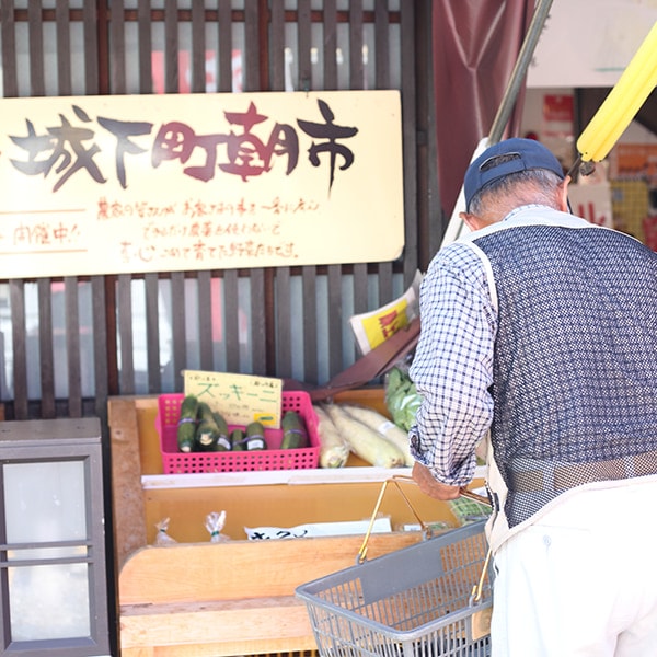 Hachiman, Gujo Morning markets & eating around34